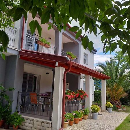 Apartment Nevia Fažana Εξωτερικό φωτογραφία